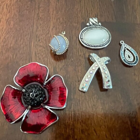 Set of 5 Necklace Pendants, no chains metal flowers stone tear drop... - Picture 1 of 5